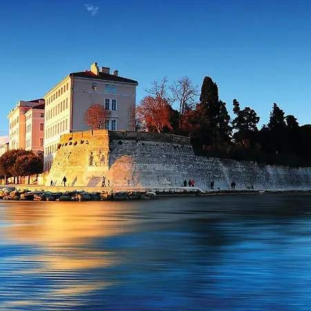 Beautiful In Skabrnja With Wifi *