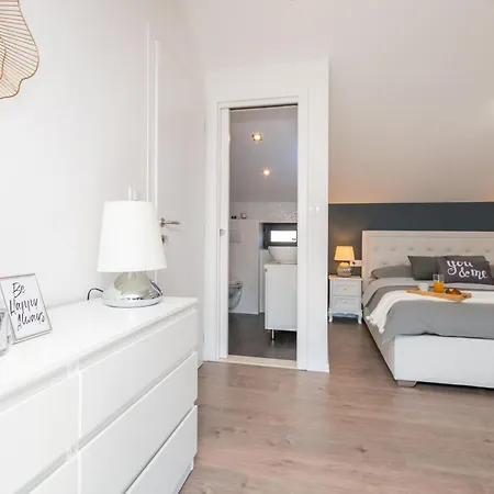 Beautiful In Skabrnja With Wifi Prázdninový dům *